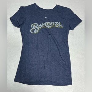 Women’s Ryan Braun Milwaukee Brewers Majestic Tshirt size small.